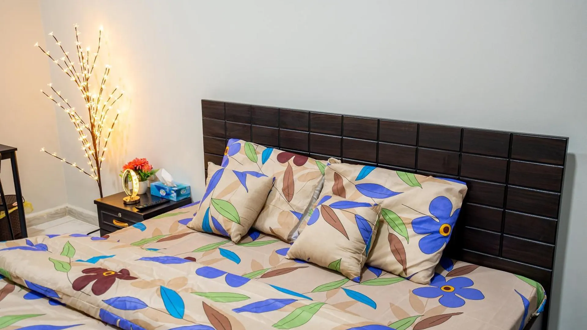 Tourist Rooms Abudhabi Baith Al Jannah Llc アブダビ